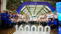 Wuling Capai Produksi 160.000 Unit dan Ekspor Perdana Cloud EV ke ASEAN