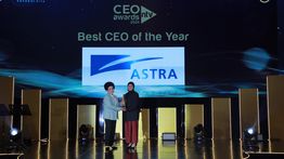 PT Astra International Indonesia Tbk Raih Penghargaan CEO of the Year di Ajang NTV CEO Awards 2024