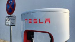 Pabrik Gigafactory Tesla di Shanghai Diperkirakan Selesai Akhir 2024