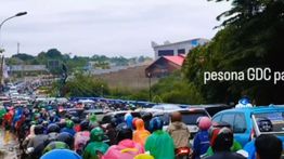 Depok Macet Pagi Ini, Kawasan GDC Tak Bergerak Berjam-jam