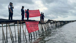 KLH Akan Dalami Laporan Terkait Pagar Laut di Tangerang