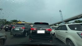 Gerbang Tol Cililitan Arah Tol Dalam Kota Macet Parah