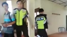 Viral! Pemuda Ditilang Polisi, Duit Rp50 Ribu Buat Obat Ibunya Ikut Diambil