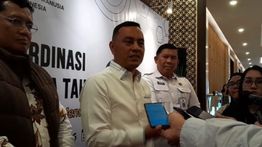 Respons Willy Aditya, Natalius Pigai Beri Buku Saku Pendidikan Kesadaran HAM Bagi 44 Ribu Napi Calon Penerima Amnesti