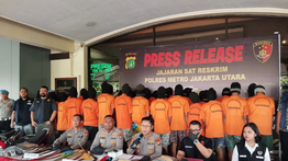 Polisi Tangkap 13 Tersangka Kasus Pencurian Sepeda Motor di Jakut