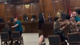 Razman Nasution Ngamuk Nyaris Adu Jotos dengan Hotman Paris di Persidangan