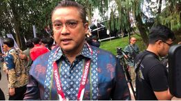 DPR Bakal Tanya KPU soal Aturan Tak Buka Ijazah Capres-Cawapres