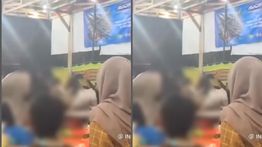 VIDEO: Dua Gadis Jambak-jambakan di Warung Seafood Jadi Tontonan Warga