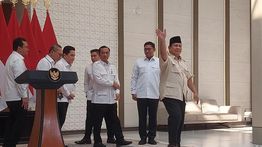 Prabowo Instruksikan Penurunan Tarif Tol dan Harga Tiket Pesawat