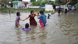 Lebih dari 100 KK di Tangerang Masih Mengungsi Akibat Banjir