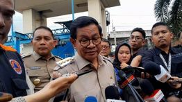 Pramono Anung Instruksikan SDA Buka Pintu Air Manggarai