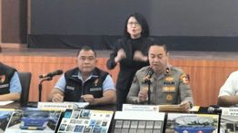 Polisi Gerebek Penjualan BBM Subsidi Ilegal di Karawang, Begini Modusnya