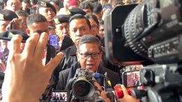 Hasto Didakwa Rintangi Penyidikan saat KPK Mau Tangkap Harun Masiku