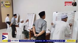 Kreativitas Narapidana Banyuwangi Mengisi Ramadan dengan Menulis Al-Qur'an Raksasa