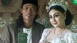 Pria Lamongan Nikahi Pegawai Cantik Pemkab Gresik dengan Mahar Rp999.999.999
