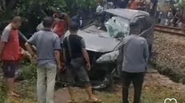 Jenazah Pasutri Tewas Tertabrak Kereta di Cilegon Dibawa ke RS