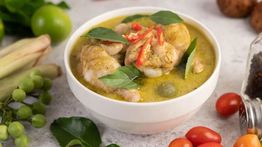 Resep Opor Ayam Khas Lebaran yang Nikmat 