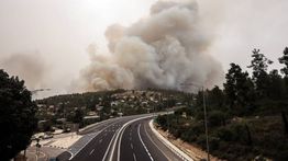 Israel Dilanda Kebakaran Hutan Terbesar dalam Sejarah, Ribuan Orang Dievakuasi