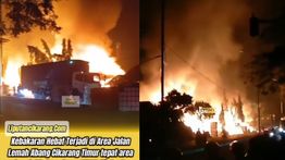 VIDEO: Kebakaran Lapak Madura CIkarang Timur dari Ponsel Warga, Api Berkobar Mengerikan