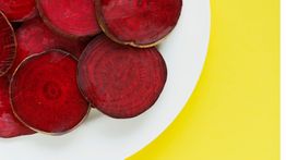 Umbi Cantik Penuh Nutrisi, Manfaat Buah Bit yang Bikin Kagum