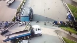 Kronologis Truk Tabrak Sejumlah Motor di Batam