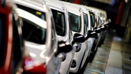 Panic Buying Mobil Landa AS Imbas Tarif Trump