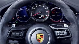 Pengemudi Porsche Ini Ngebut 269 Km per Jam, Didenda Rp44,60 Juta
