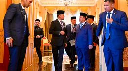 Putra Mahkota Brunei Jemput Langsung Presiden Prabowo Menuju Istana Nurul Iman