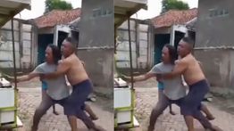 Bapak Ini Emosi ke Penjual Kue Pancong Gegara Anaknya Lama Dilayani