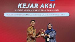 Buah Sukses Program Transformasi Sekolah, Pegadaian Raih Penghargaan “Program Paling Berkelanjutan” di Rangkaian Peringatan Hardiknas