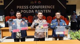 Polda Banten Bongkar Jaringan Penjualan Mobil Ilegal Libatkan Oknum Ormas GRIB Jaya