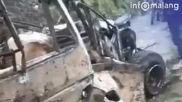 Mobil Jip Angkut 6 Wisatawan Bromo Gelinding ke Kebun Warga