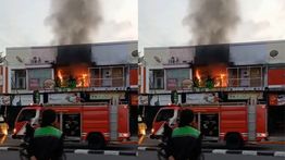 VIDEO: Restoran Burger di Taman Semanan Cengkareng Terbakar