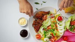 7 Cara Cerdas Menjaga Pola Makan Sehat Saat Idul Adha