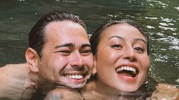 Keciduk Reuni Bareng Mantan, Awkarin Fix Putus dengan Abyakta?