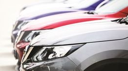 Mengapa Saat Ini Bukan Waktu Ideal untuk Membeli Mobil Baru?