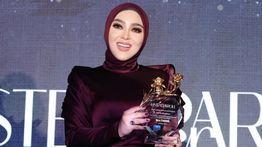 Mengapa Syahrini Sabet Penghargaan di Cannes 2025