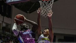 Tak Terbendung! Prawira Bandung Kembali Taklukan Hangtuah Jakarta 64-55