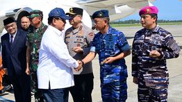 Prabowo Tiba di Yogyakarta, Sambut Langsung Presiden Macron untuk Tinjau Akmil Magelang