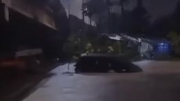 Terpopuler: Hujan Lebat Tangsel Bikin Mobil di BSD Hanyut, Kecelakaan di Tol Wiyoto Wiyono