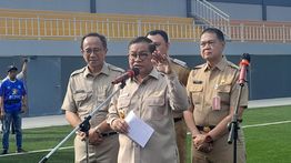 Tinjau Stadion Tugu, Pramono: Rumputnya Sertifikat FIFA