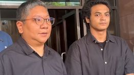 Penampakan Vadel Badjideh Jelang Dilimpahkan ke Kejaksaan