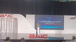Bamsoet Apresiasi Perakitan BAIC BJ40 Plus di Indonesia