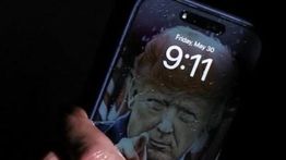 Layar Kunci iPhone Presiden Trump Picu Reaksi Publik
