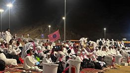Ratusan Ribu Jemaah Indonesia Padati Muzdalifah