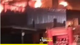 Kebakaran Mengerikan Hantam Showroom Ban di Pondok Gede