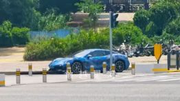 Denza Z Versi Produksi Tertangkap Kamera, Usung Gaya Mirip Porsche 911