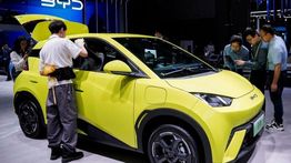Penjualan Mobil di China Naik pada Mei, Persaingan Harga Masih Jadi Ancaman