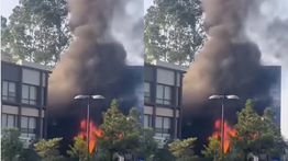 Kebakaran Mengerikan Hantam Bangunan di Pagedangan Tangerang Pagi Ini