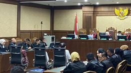 Eks Pejabat MA Zarof Ricar Divonis 16 Tahun Penjara, Terbukti Lakukan Suap dan Terima Gratifikasi